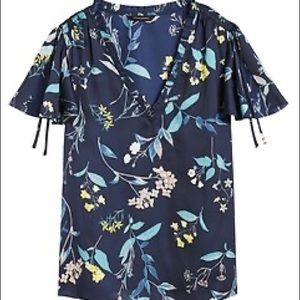 Banana Republic Soft Satin Flutter Sleeve Navy L